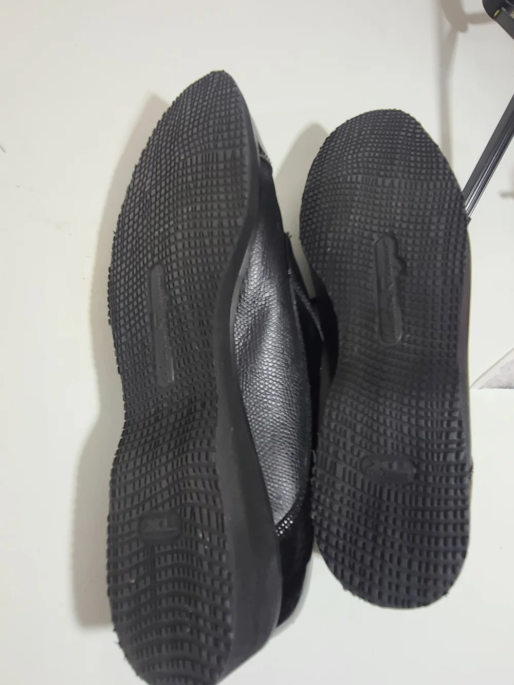 Salvatore Ferragamo Black Leather Lace-Up Flats